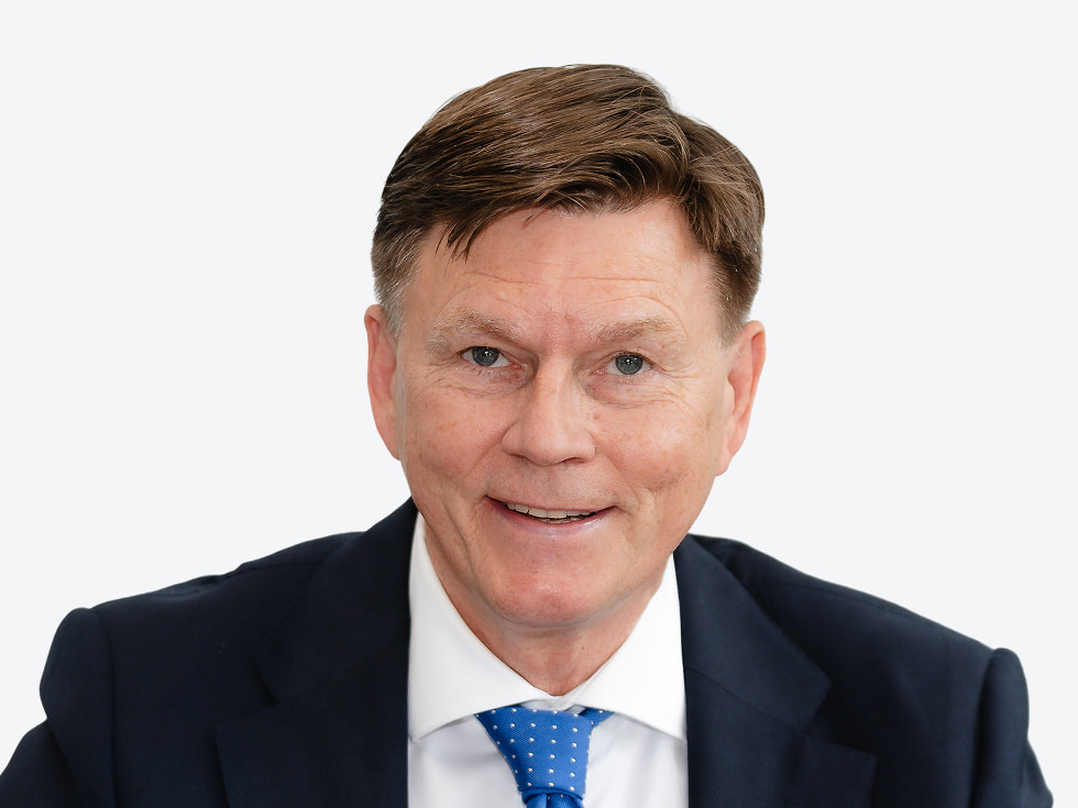 Porträtfoto Von Andreas Van Riesen, Wirtschaftsprüfer Und Steuerberater